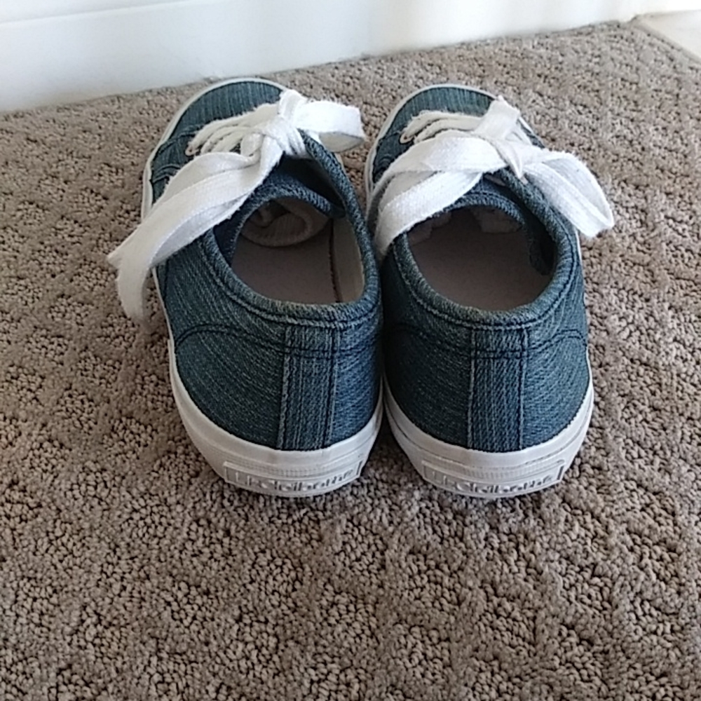 Liz Claiborne Denim Sneakers - Picture 3 of 8